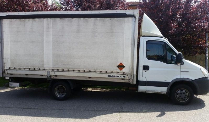 Iveco Daily Ponyvás MZM-077 full