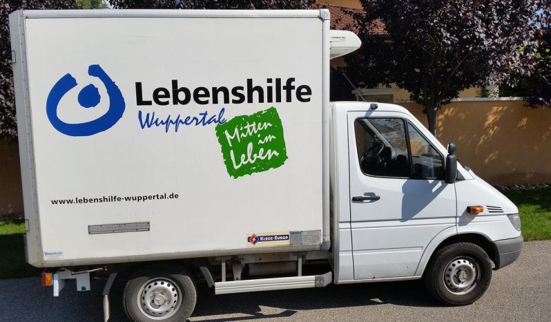 Mercedes-Benz Sprinter MWB-683 full