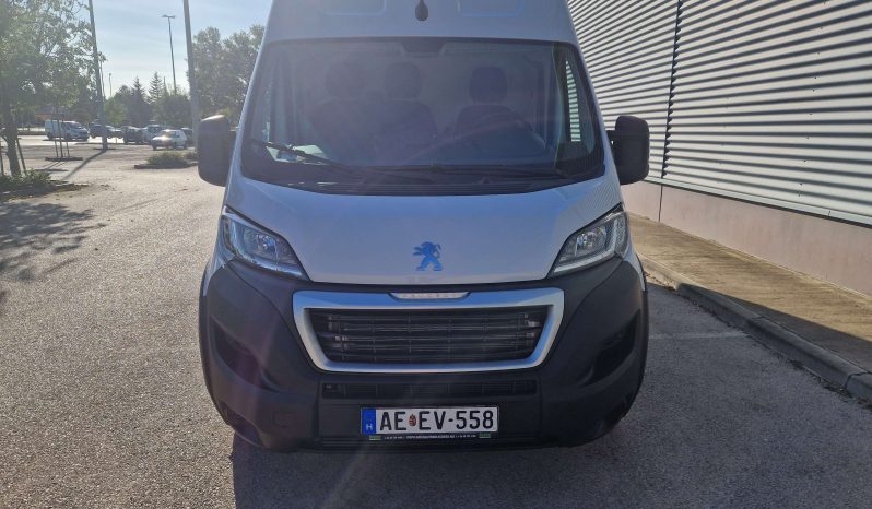 Peugeot Boxer L4H3 AEEV-558 full