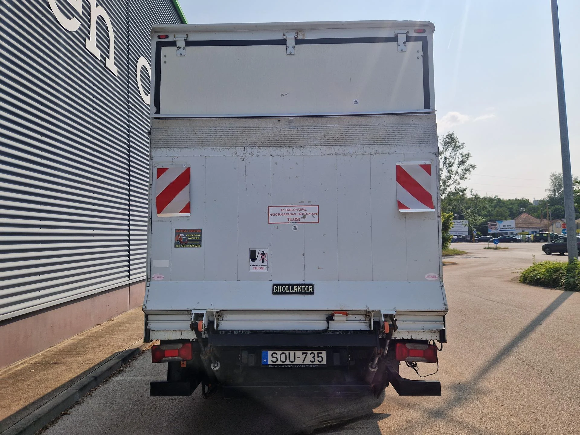 Iveco Daily SOU-735 oldalajtós - Green Autókölcsönző