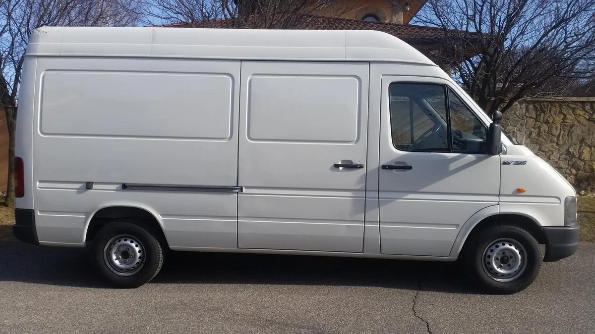 Volkswagen LT35 PBW-095 - Green Autókölcsönző