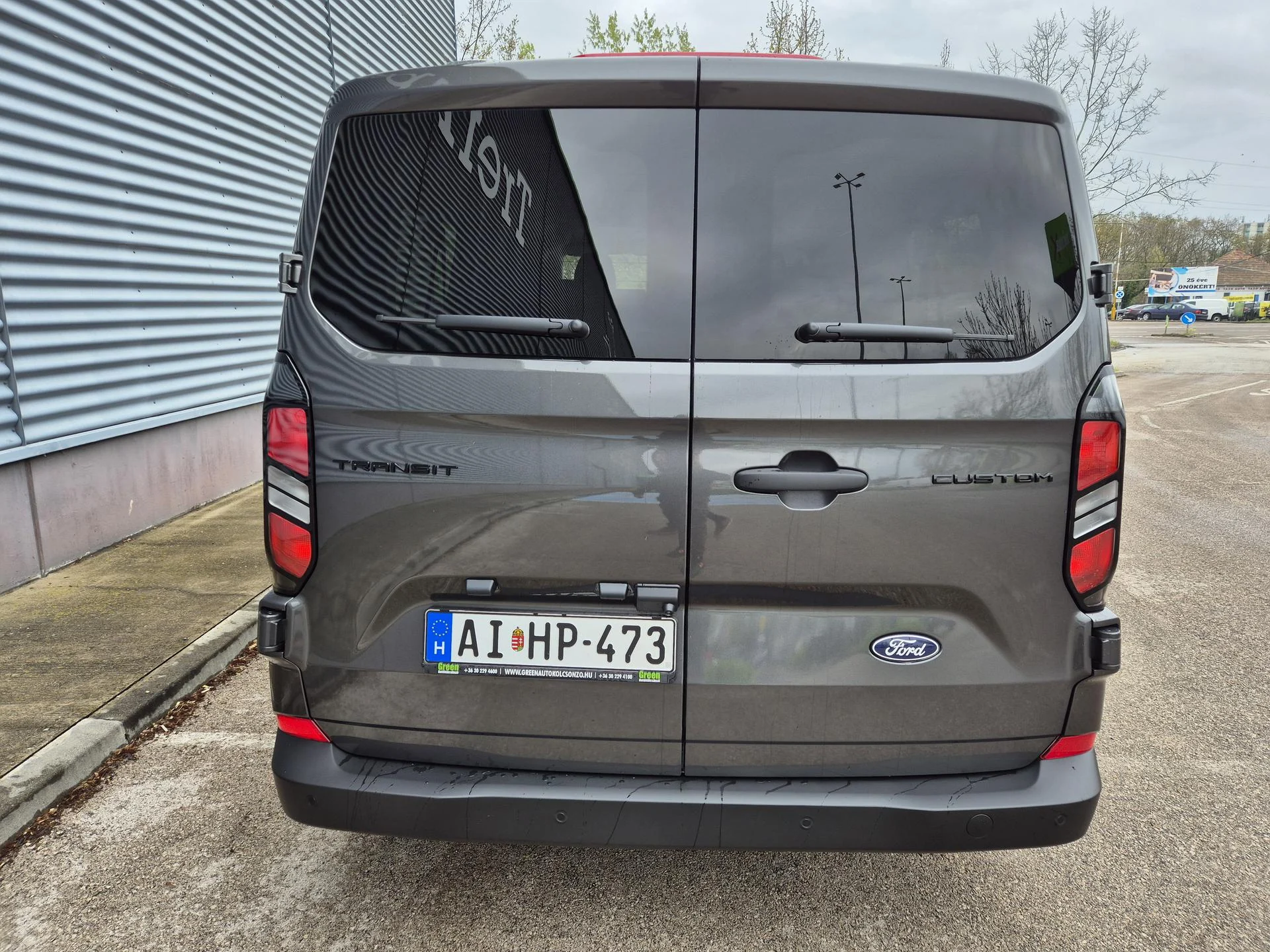Ford Custom AIHP-473 - Green Autókölcsönző