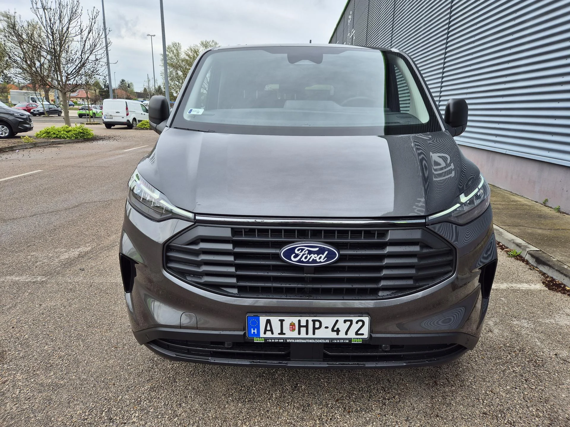 Ford Custom AIHP-472 - Green Autókölcsönző
