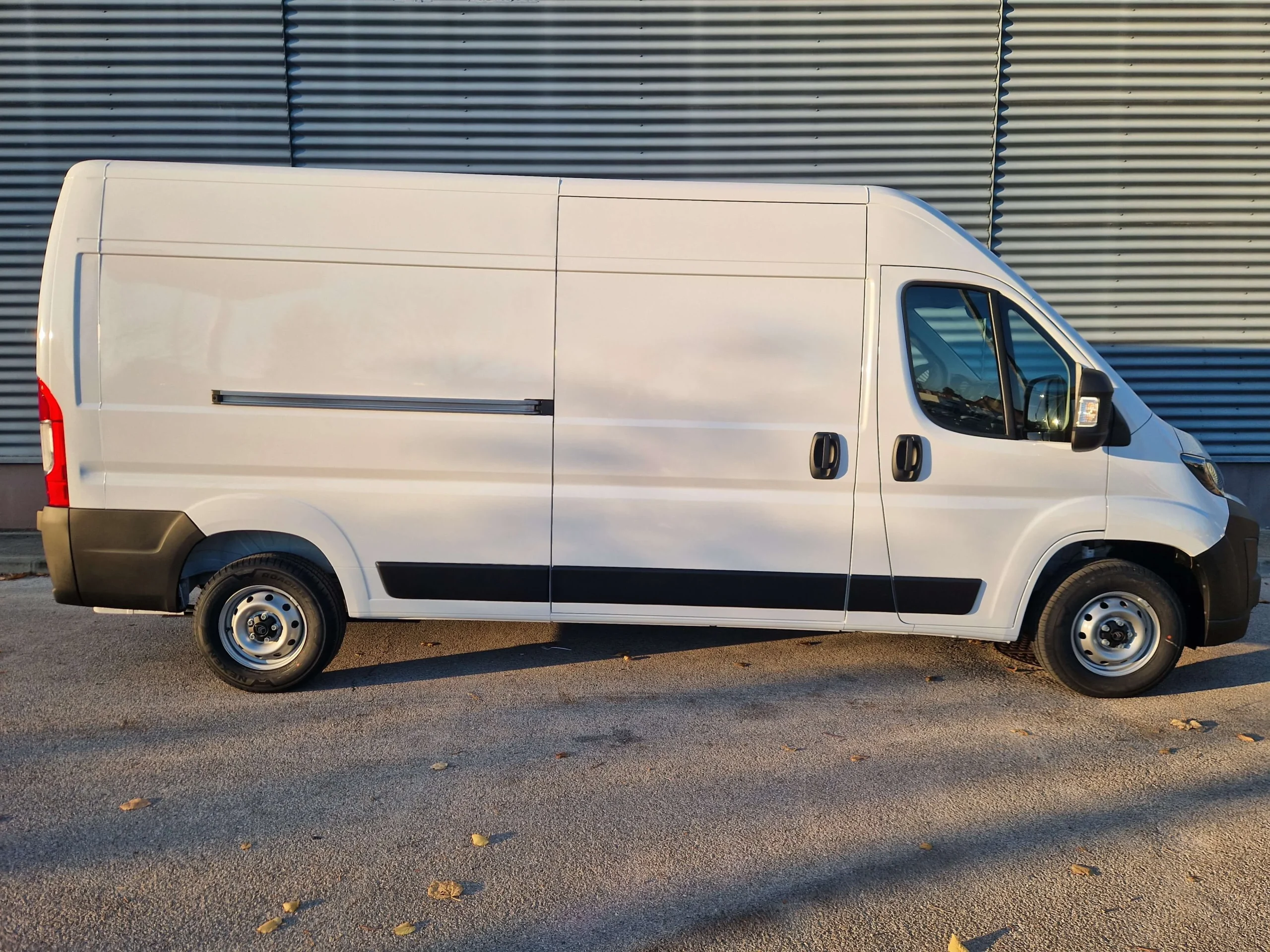 Citroen Jumper AIHP-905 - Green Autókölcsönző