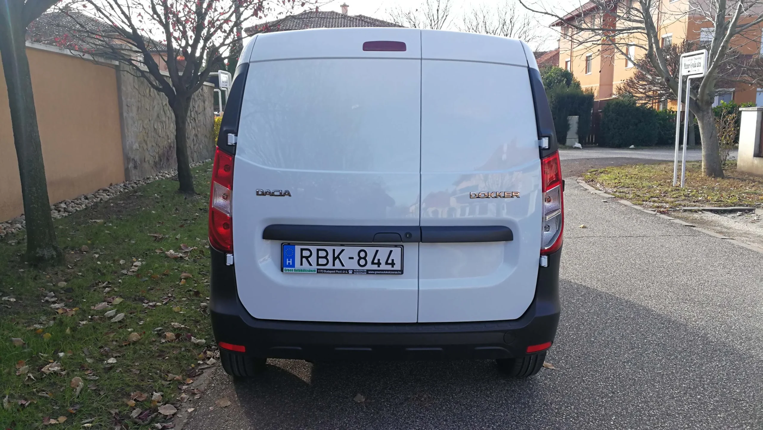 Dacia Dokker RBK-844 - Green Autókölcsönző
