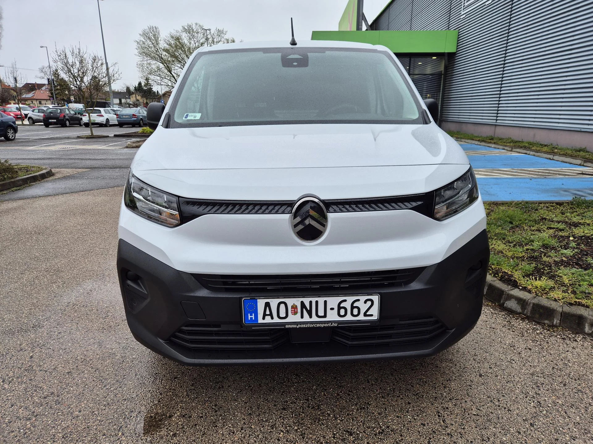 Citroen Berlingo AONU-662 - Green Autókölcsönző