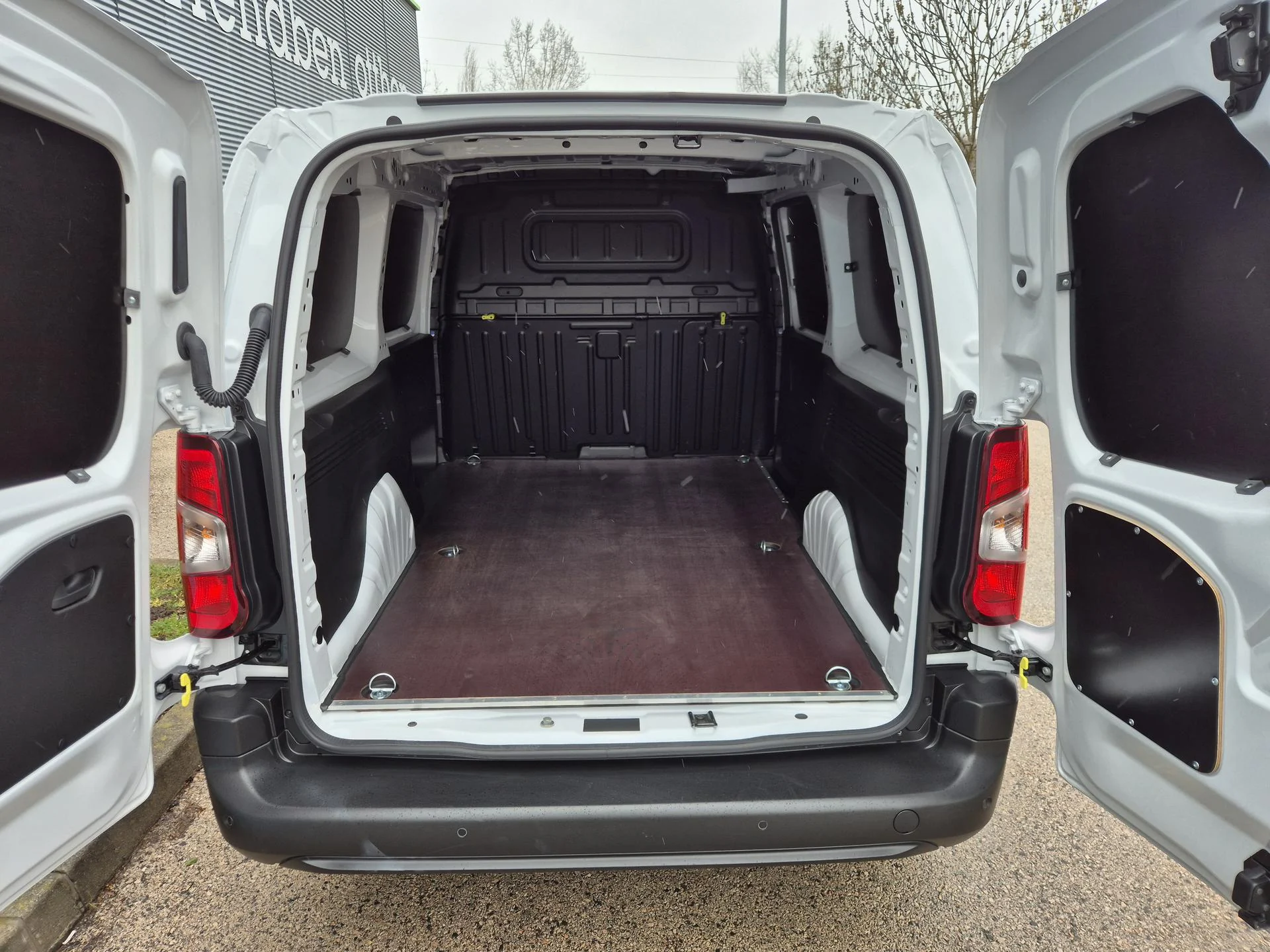 Citroen Berlingo AONU-662 - Green Autókölcsönző