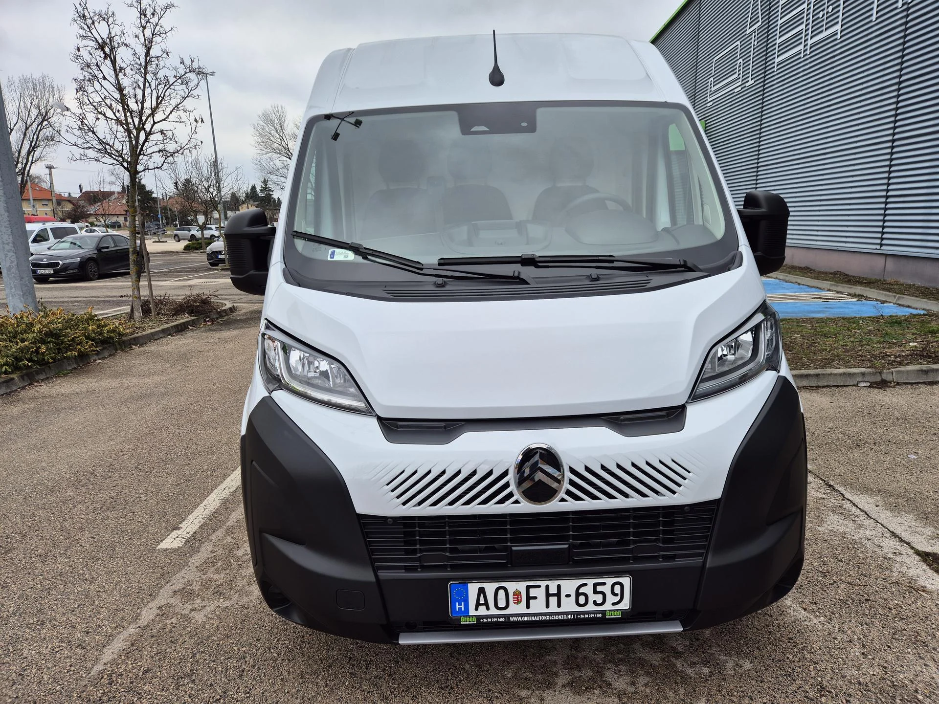Citroen Jumper L2H2 AOFH-659 - Green Autókölcsönző