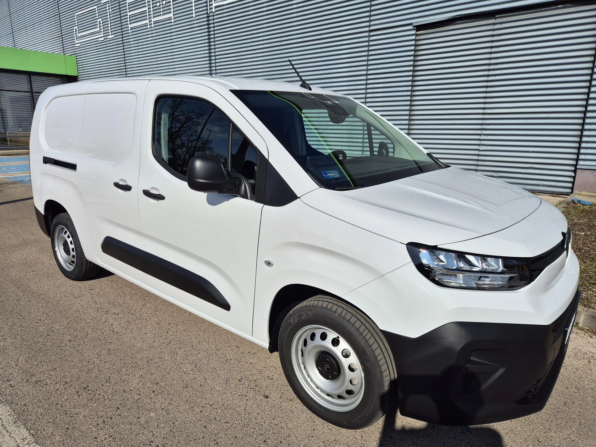 Citroen Berlingo AOLI-498 - Green Autókölcsönző