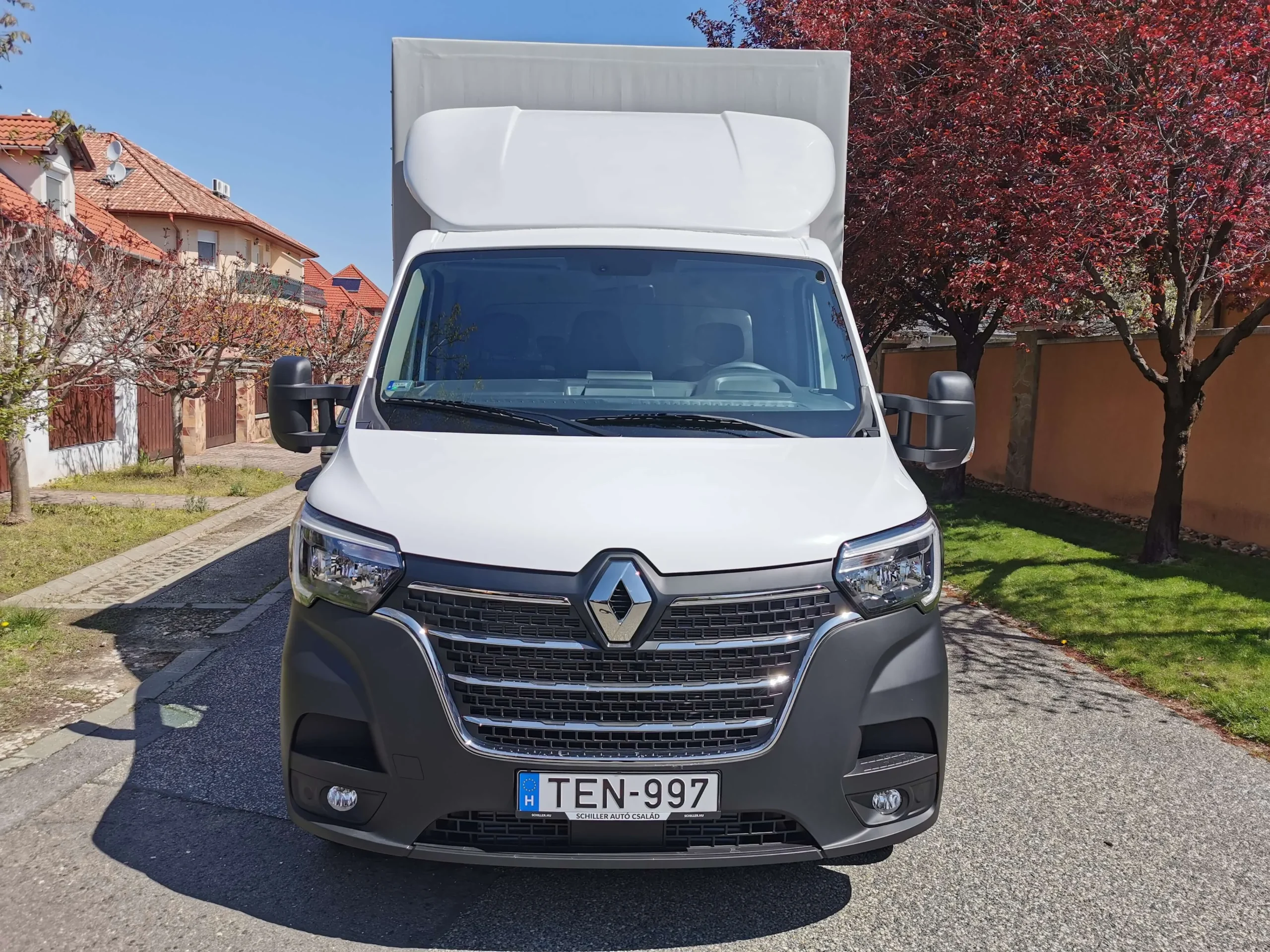 Renault Master Ponyvás TEN-997 - Green Autókölcsönző